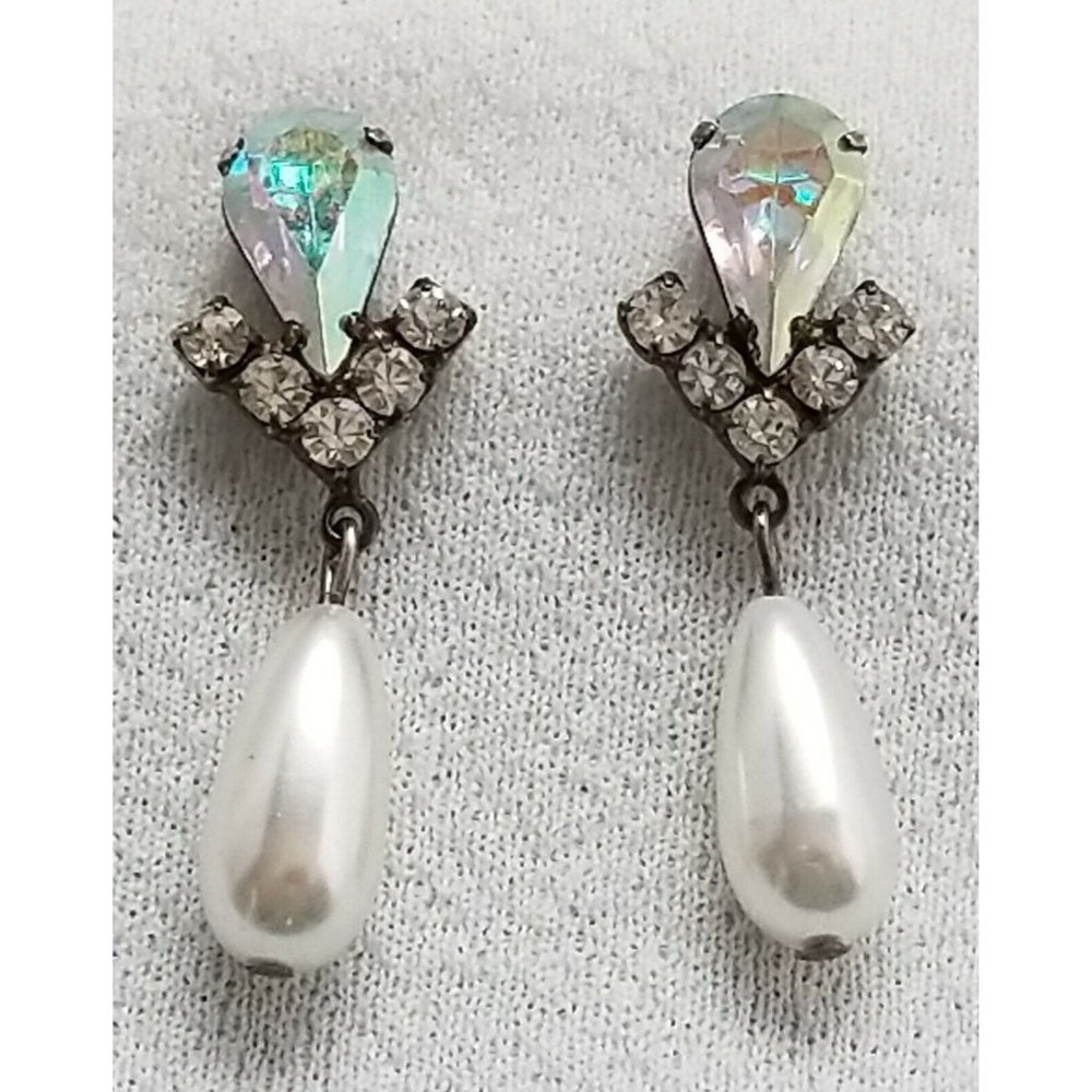 Pearl and Prong Set Rhinestone Vintage Earrings Pieced  Drop 1 1/2 inches EUC